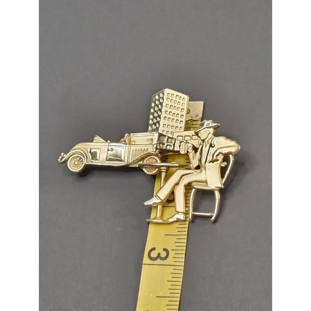 Deco City Scape Gentleman Brooch